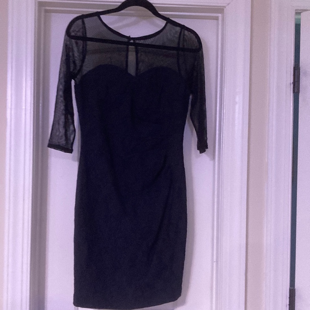 Adrianna Papell knee length black dress with ruching at waist, size 6P